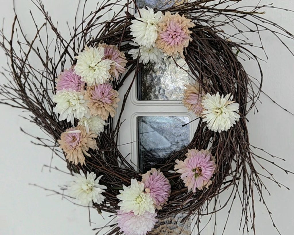 Vårkrans ferdig faula by Torbjørg