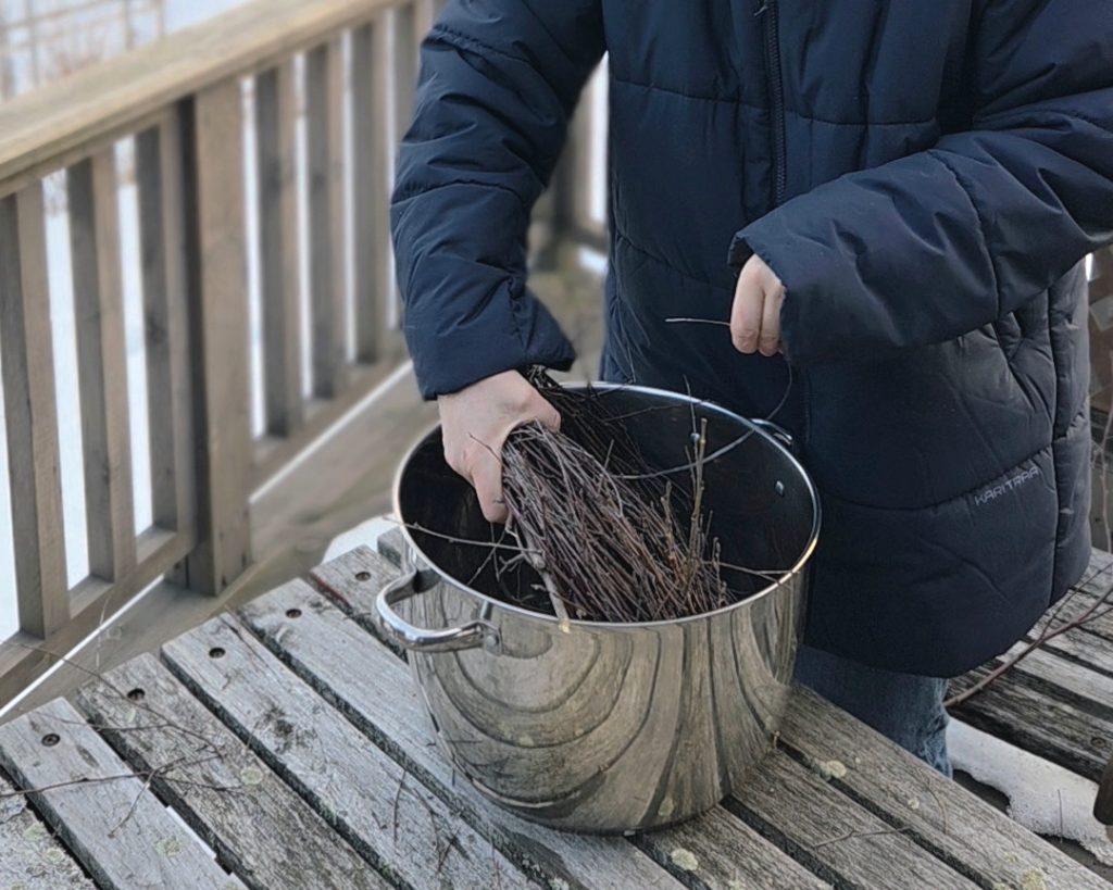 Vårkrans i gryte 2 faula by Torbjørg